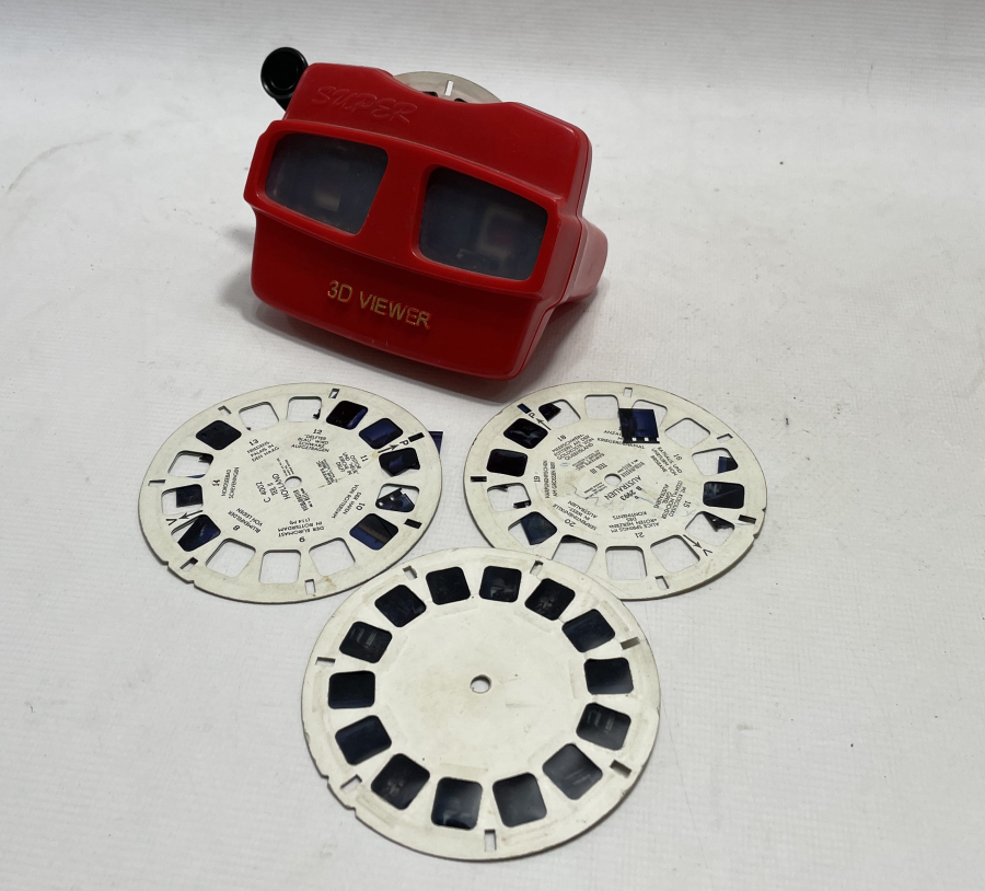 4 ADET TEKERLEK FİLMLERİ BULUNAN HAC GÖRSELLİ ÇALIŞIR DURUMDA GÖZLÜK