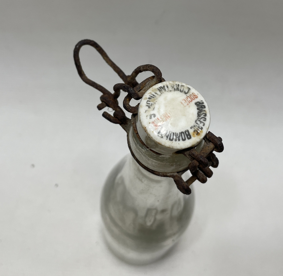 OSMANLI DÖNEMİ KAPAĞI YAZILI NADİR FORMDA  PORSELEN KAPAKLI ŞİŞE