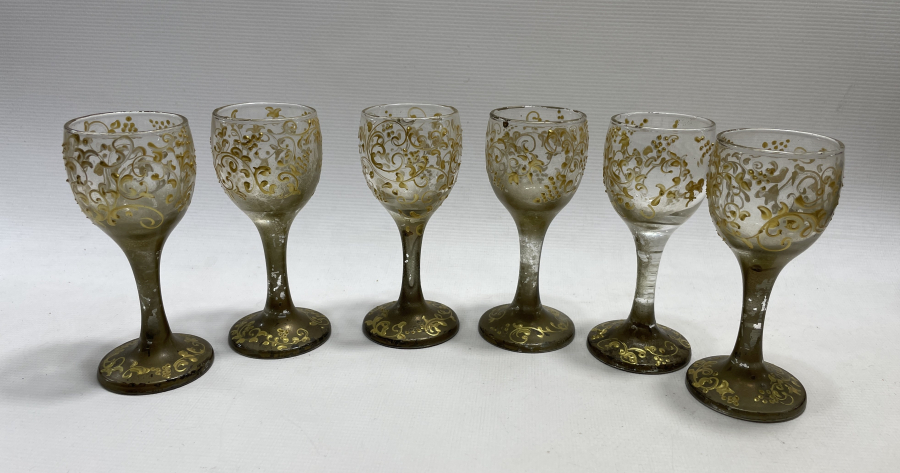 ÜZERİ MİNE İŞÇİLİKLİ VE ALTIN VERMEYLİ 6 LI KADEH TAKIMI