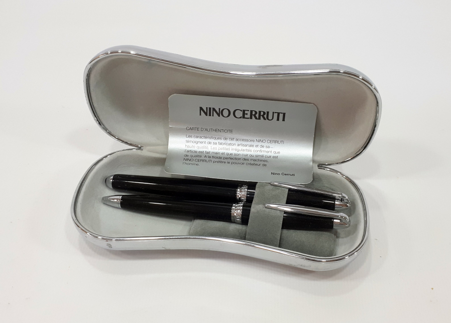 NİNO CERRUTİ MARKA ORJİNAL KUTUSUNDA İKİLİ TÜKENMEZ KALEM