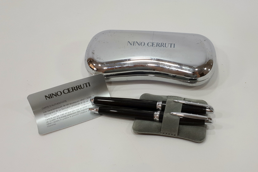NİNO CERRUTİ MARKA ORJİNAL KUTUSUNDA İKİLİ TÜKENMEZ KALEM