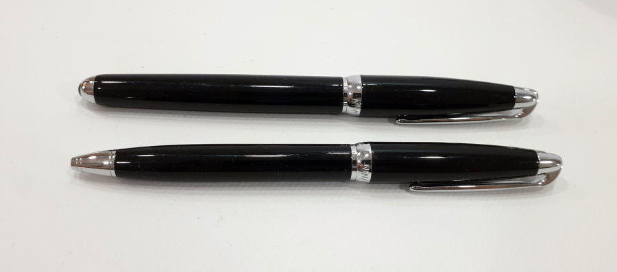 NİNO CERRUTİ MARKA ORJİNAL KUTUSUNDA İKİLİ TÜKENMEZ KALEM