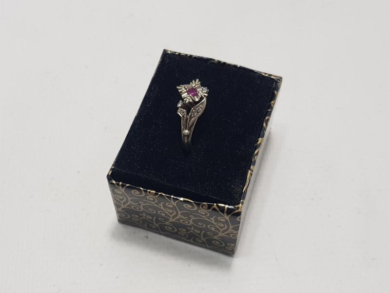 ANTİKA YAKUT VE PIRLANTA TAŞLI YÜZÜK