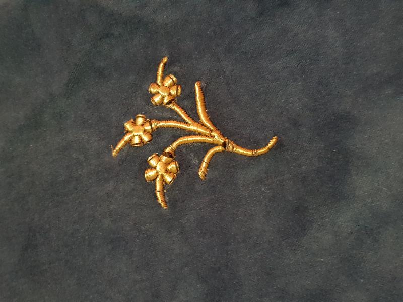 OSMANLI DÖNEMİ ALTIN SIRMA İŞÇİLİKLİ KADİFE GELİN BOHÇASI