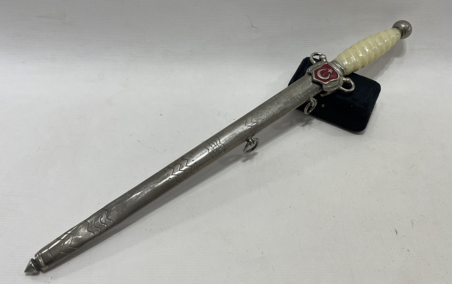 BAKALİT SAPLI SUBAY MEÇİ