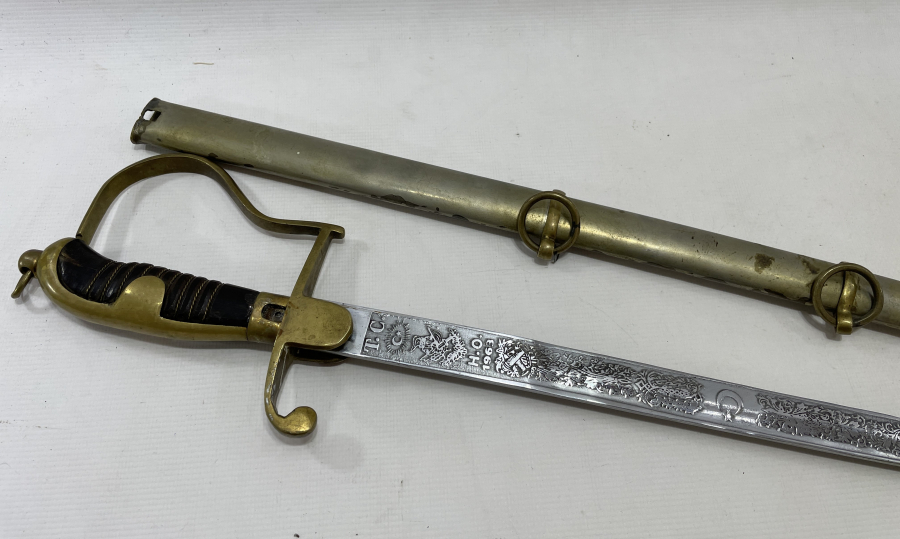 BOYNUZ SAPLI ANTİKA SUBAY KILICI