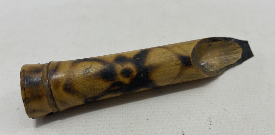 ÜZERİ OSMANLICA YAZILI KARGIDAN MAMUL HAT KALEMİ