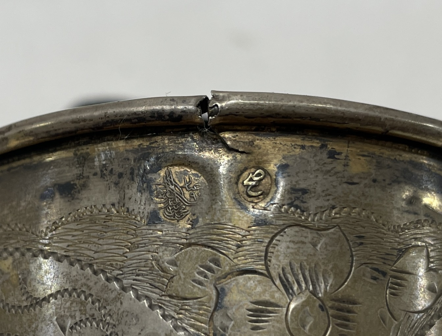 ÜZERİNDE OSMANLI DEVLET ARMASI BULUNAN TUĞRALI VE SAH DAMGALI GÜMÜŞ GÜMÜŞ BARDAK