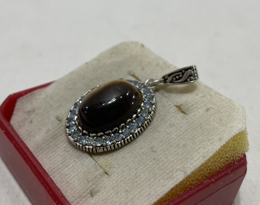 KAPLAN GÖZÜ TAŞLI GÜMÜŞ KOLYE UCU