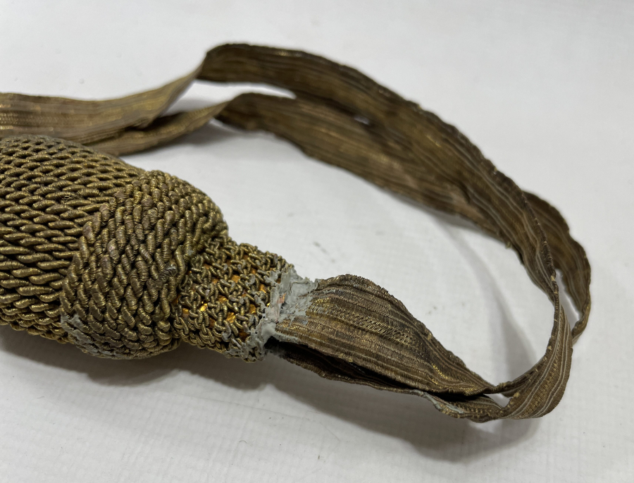 OSMANLI DÖNEMİ GÜMÜŞ SIRMA İŞÇİLİKLİ SUBAY KILICI PÜSKÜLÜ