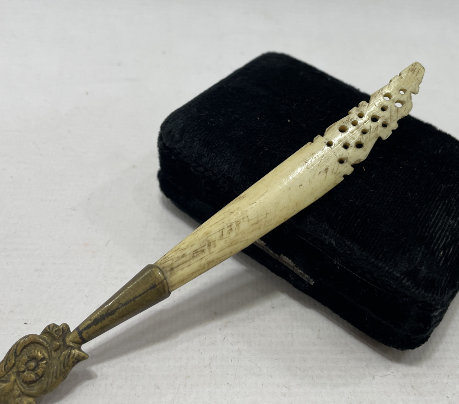 OSMANLI DÖNEMİ KEMİK SAPLI CAM KESME ALETİ