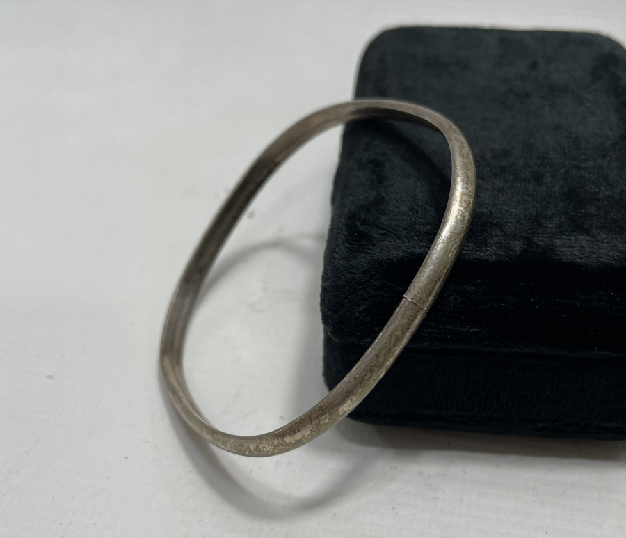 ÖZEL YAPIM DÖRTGEN GÜMÜŞ BİLEZİK