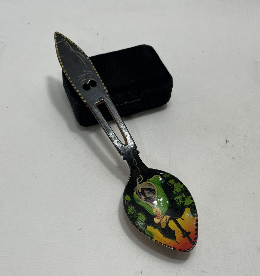 TAMAMI EL BOYAMA VE YA HAZRETİ MEVLANA YAZILI TAHTA KAŞIK