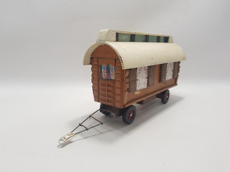 ANTİKA AHŞAP OYUNCAK VAGON 