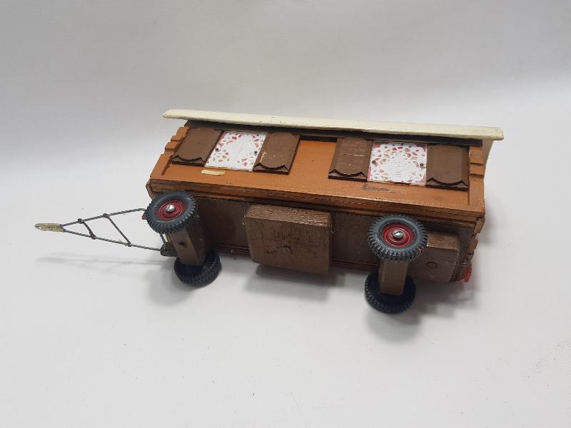 ANTİKA AHŞAP OYUNCAK VAGON 
