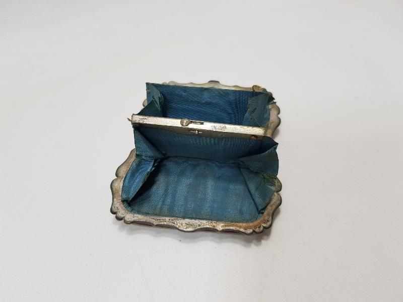 ART NOUVEAU GÜMÜŞ VE SEDEF İŞÇLİKLİ MİNİ CÜZDAN