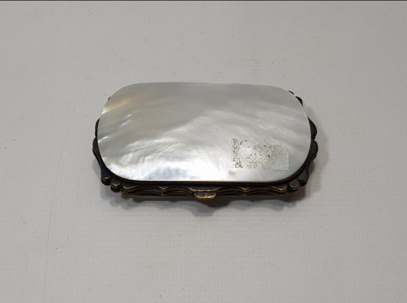 ART NOUVEAU GÜMÜŞ VE SEDEF İŞÇLİKLİ MİNİ CÜZDAN