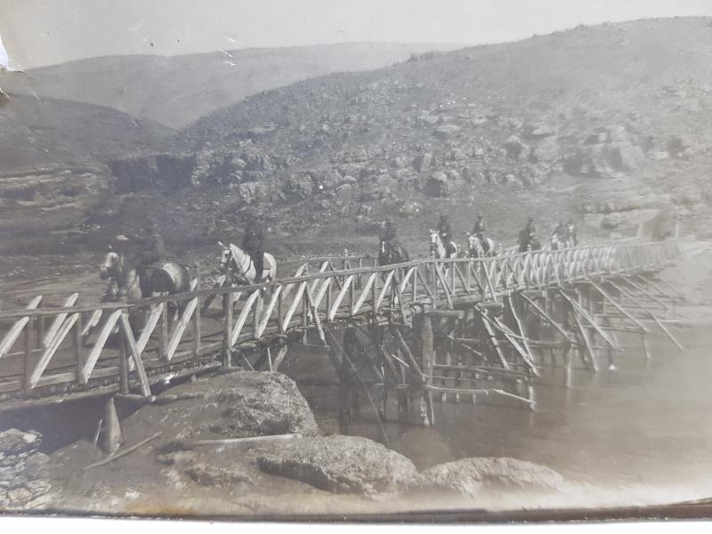 BİRİNCİ CİHAN HARBİNDE KÖPRÜDEN GEÇEN OSMANLI SÜVARİLERİ 