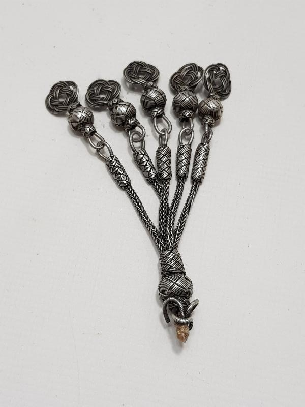 KAZAZ GÜMÜŞ TESPİH PÜSKÜLÜ