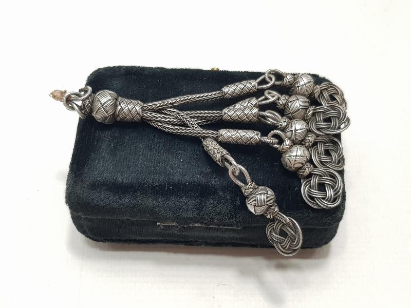 KAZAZ GÜMÜŞ TESPİH PÜSKÜLÜ