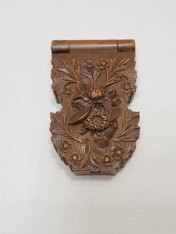 OSMANLI DÖNEMİ EL OYMA KABARTMA İŞÇİLİKLİ AHŞAP SAAT KUTUSU