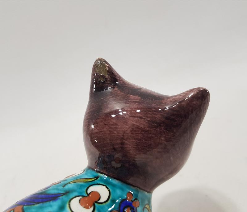 SITKI OLÇAR İMZALI KEDİ FORMLU SERAMİK BİBLO