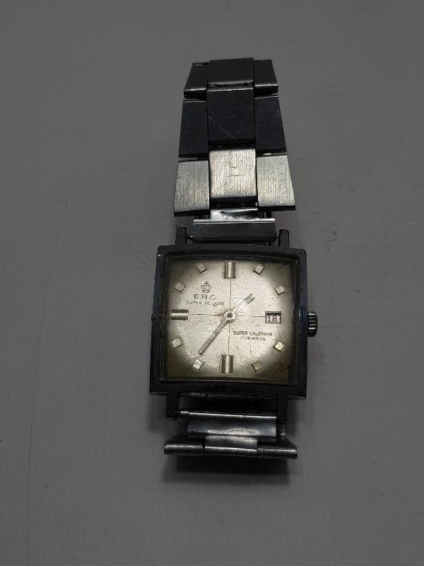 E.R.C. MARKA KURMALI ERKEK KOL SAATİ 