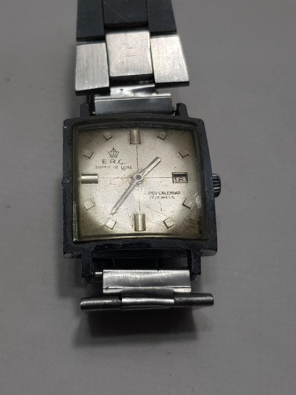 E.R.C. MARKA KURMALI ERKEK KOL SAATİ 