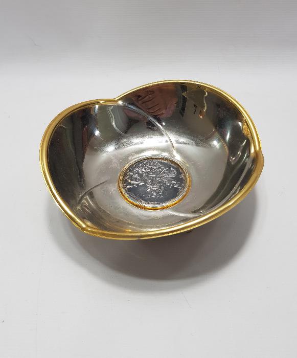 GÜMÜŞ KAPLAMA ŞEKERLİK 