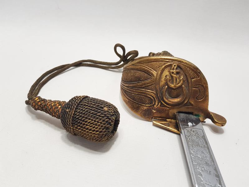 OSMANLI DÖNEMİ ASLAN BAŞLI NADİR DENİZCİ PAŞA KILICI Bayrak Müzayede