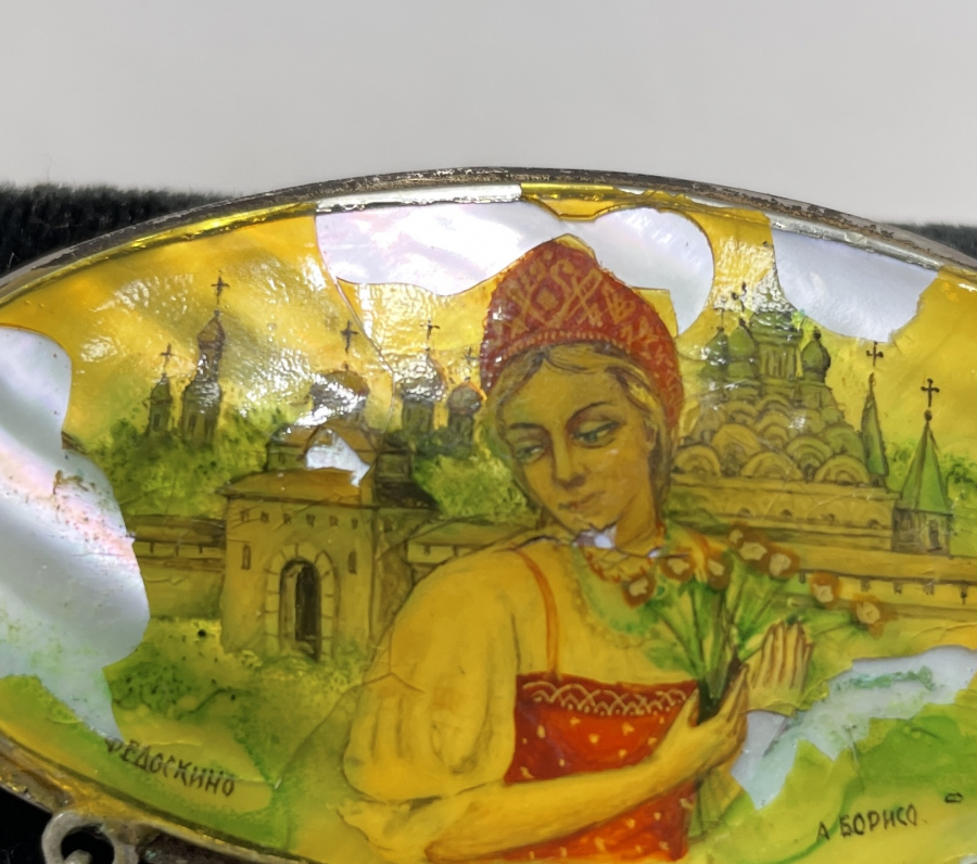 ANTİKA SEDEF ÜZERİ EL BOYAMA SANATÇI İMZALI ÖZEL YAPIM BROŞ