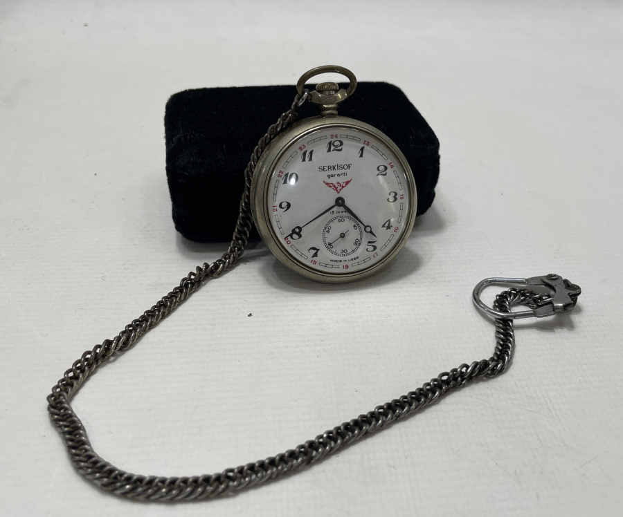 TEPEDEN KURMALI VE ARKASI GEMİLİ DENİZCİ CEP SAATİ