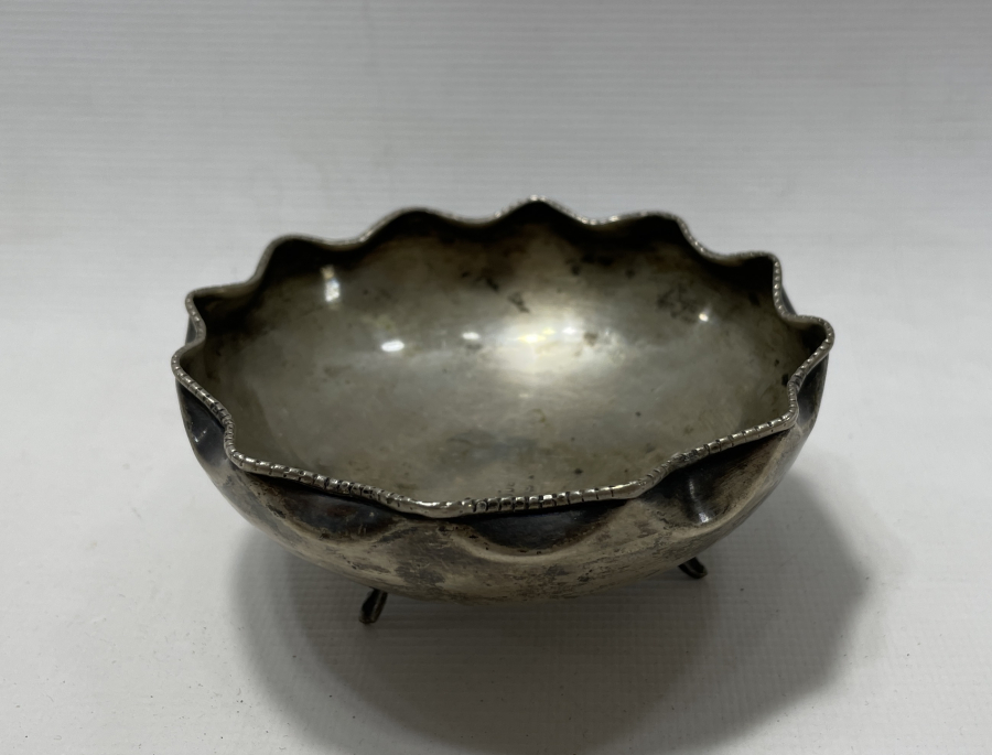 TESLİM TAŞI FORMUNDA GÜMÜŞ ŞEKERLİK