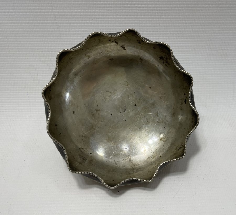 TESLİM TAŞI FORMUNDA GÜMÜŞ ŞEKERLİK