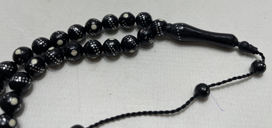 ÜZERİ KEMİK VE GÜMÜŞ ÇAKMA İŞÇİLİKLİ YUSURİ TESBİH