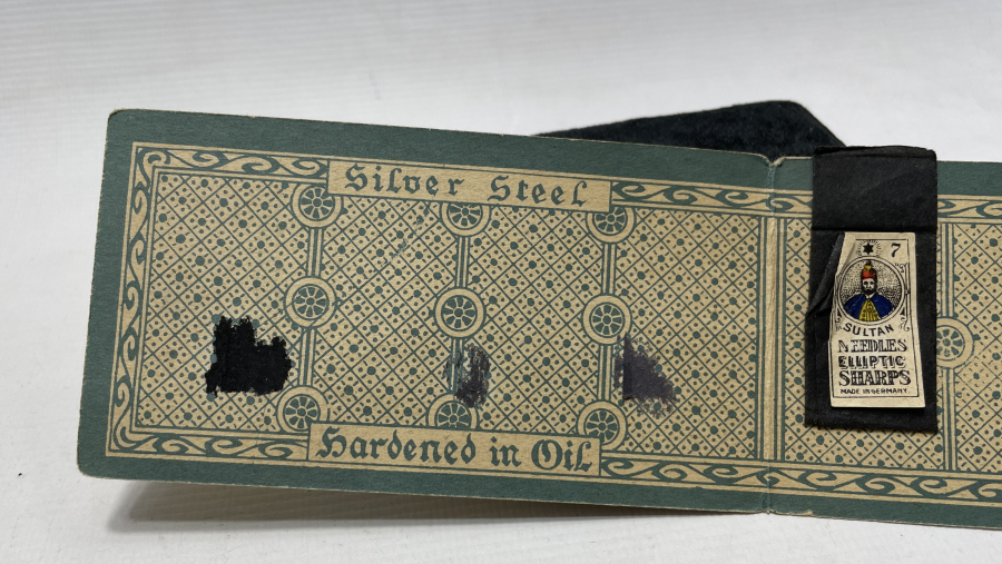 OSMANLI DÖNEMİ İÇİNDE PADİŞAH GÖRSELLERİ BULUNAN ÇOK NADİR İĞNELİK