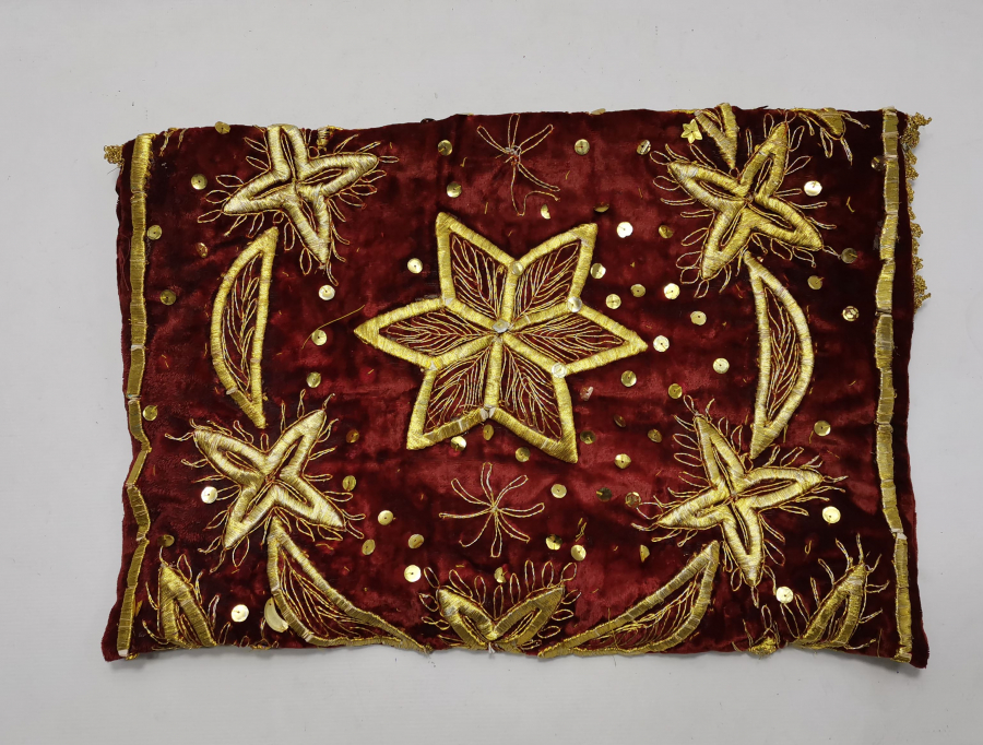 OSMANLI DÖNEMİ SIRMA İŞÇİLİKLİ VE HAÇLI BÜYÜK BOY RUM İŞİ İNCİL KABI