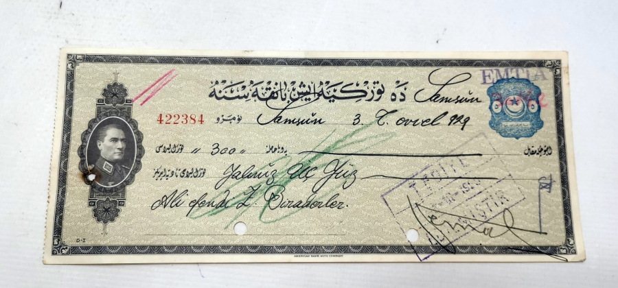 OSMANLICA YAZILI VE ATATÜRK RESİMLİ 300 ALTINLIK ÇEK