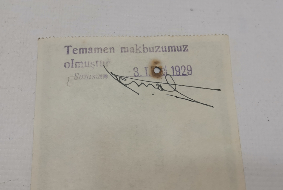 OSMANLICA YAZILI VE ATATÜRK RESİMLİ 300 ALTINLIK ÇEK