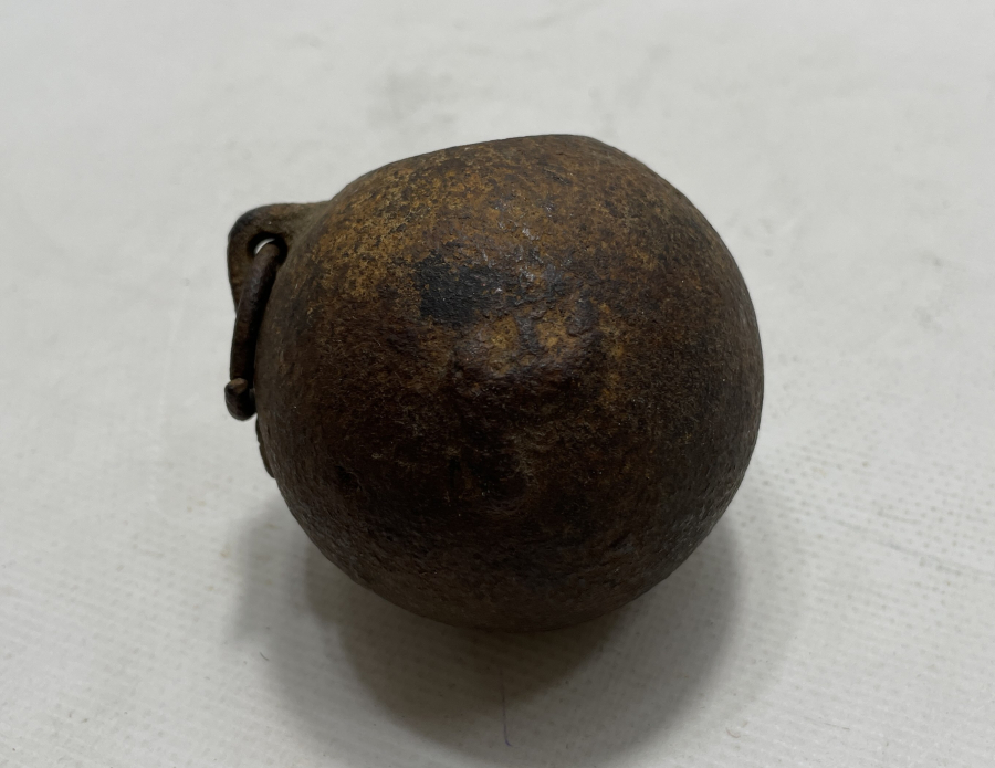 1. DÜNYA SAVAŞI DÖNEMİ ÜZERİ YAZILI İÇİ BOŞ EL BOMBASI