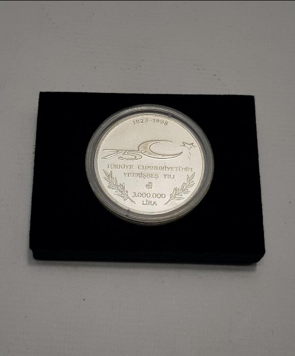 1998 CUMHURİYET VE GENÇLİK TEMALI 3.000.000 TL GÜMÜŞ HATIRA PARA