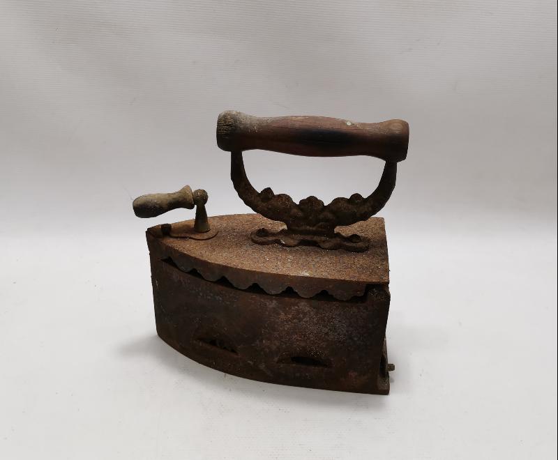 ANTİKA KÖMÜRLÜ ÜTÜ