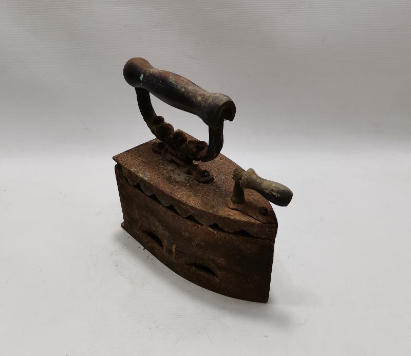 ANTİKA KÖMÜRLÜ ÜTÜ