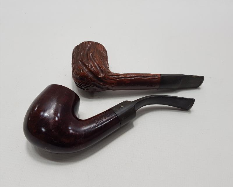 İKİ ADET AHŞAP PİPO 