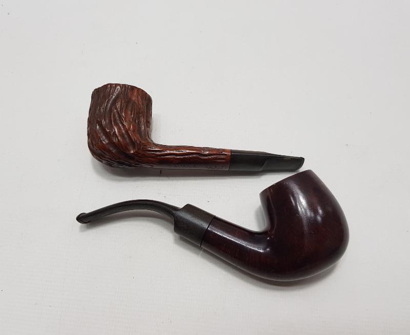 İKİ ADET AHŞAP PİPO 