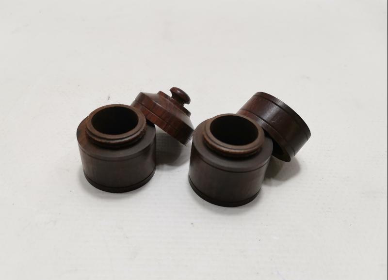 İKİ ADET ANTİKA AHŞAP KUTU 