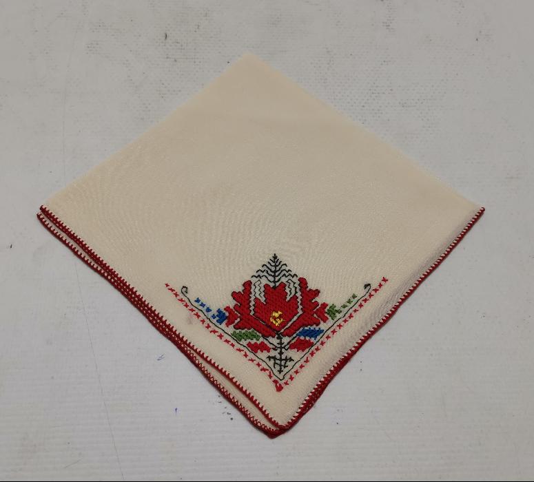 İKİ ADET İPEK MENDİL 