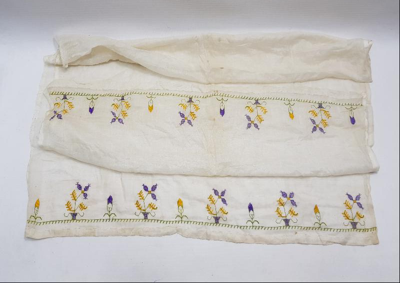 OSMANLI DÖNEMİ EL İŞLEMELİ İPEK ÖRTÜ 