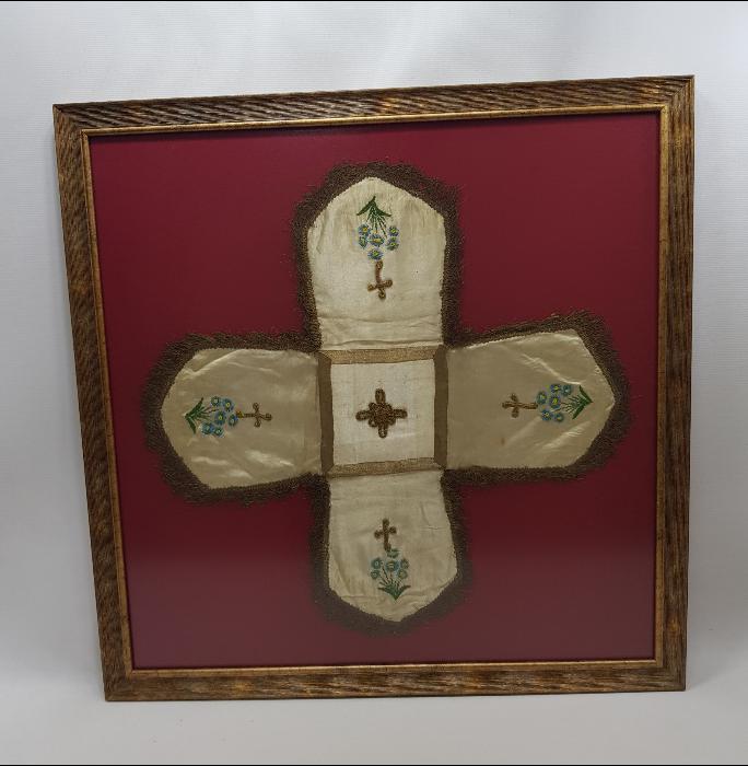 OSMANLI DÖNEMİ İPEK ATLAS KİLİSE SUNAK ÖRTÜSÜ