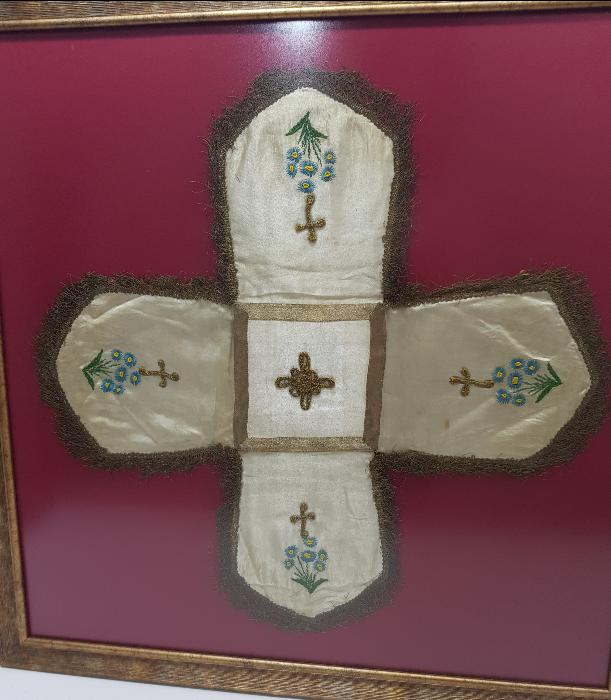 OSMANLI DÖNEMİ İPEK ATLAS KİLİSE SUNAK ÖRTÜSÜ